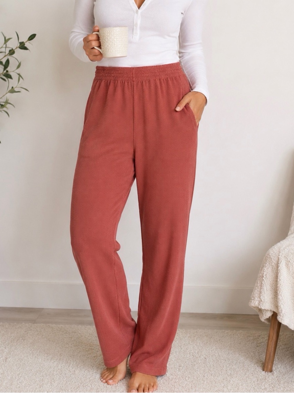 ALA Yoga Waffle Knit Relaxed Elastic-Waist Track Pants in Dusty Rose